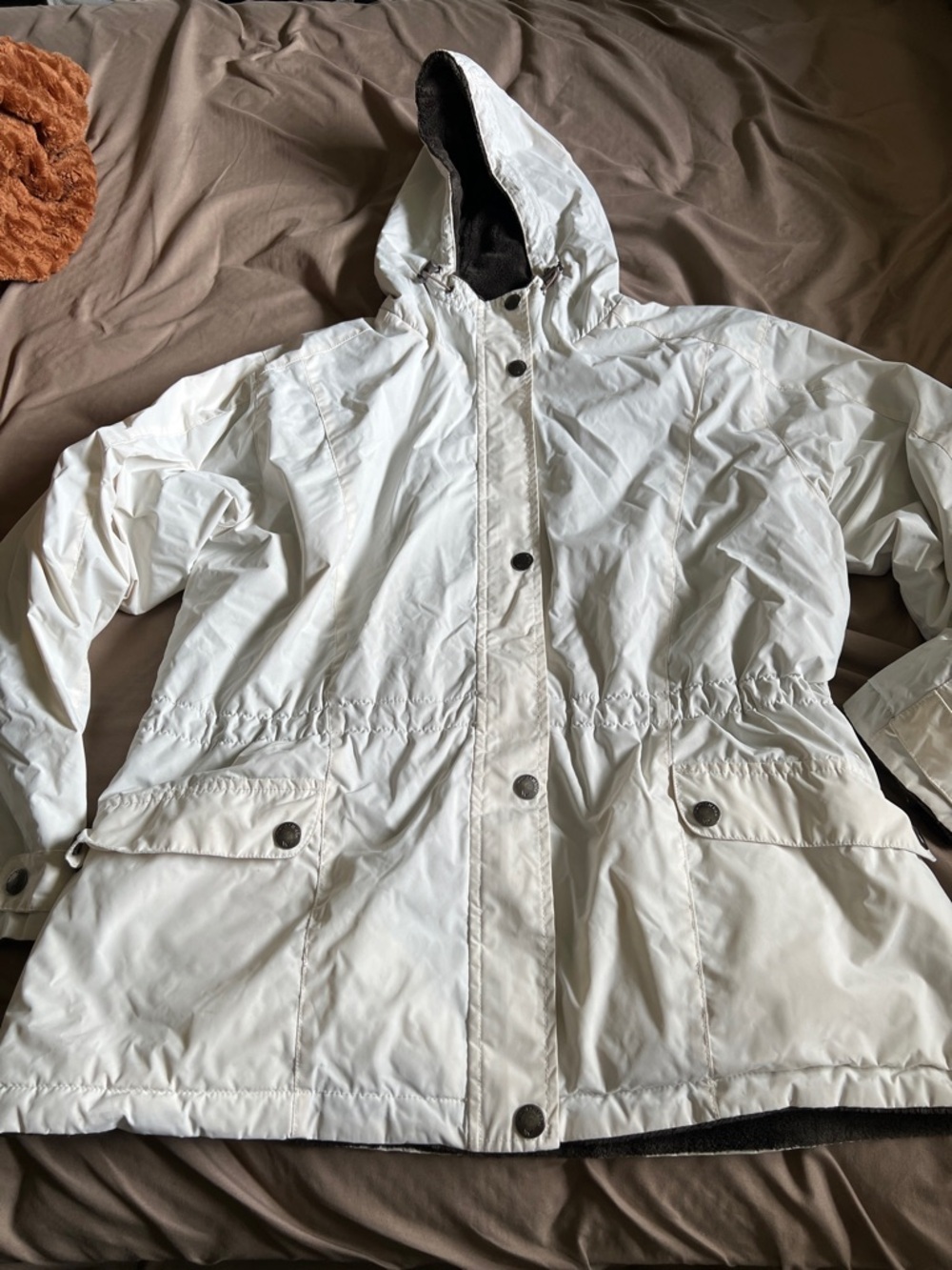 White sierra Sherpa jacket